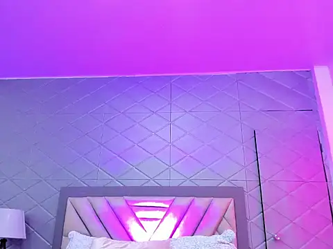 ViolettRouse online show from December 4, 4:52 pm