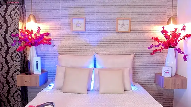 Catalina-Thompson online show from October 21, 11:47 am