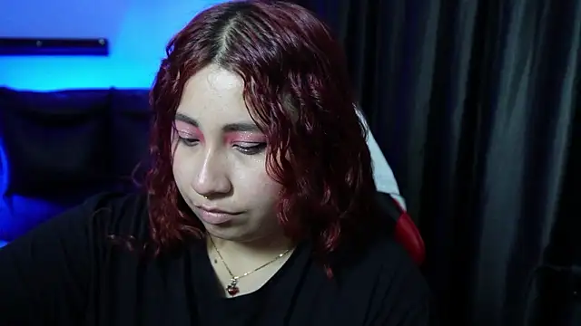 littlee red online show from February 5, 8:56 pm