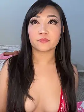 babygirlesme online show from April 10, 8:15 pm