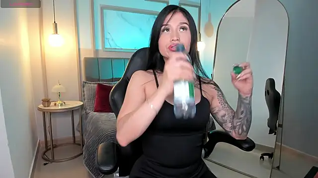 Nahome Kuperth online show from February 23, 7:30 am