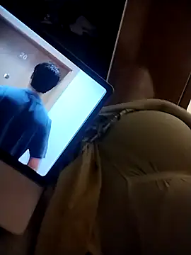 Casal em chamas online show from January 17, 1:24 am