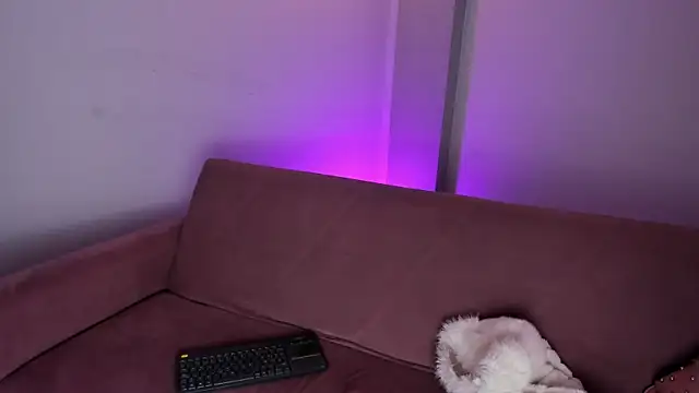 stefy bratz online show from March 21, 5:01 am