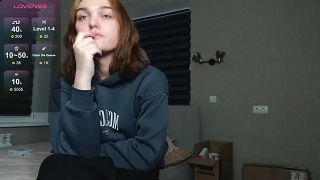 EmiliaRhodes online show from October 18, 8:32 pm