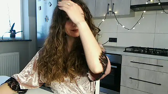 MilenaRossa online show from October 27, 1:50 pm