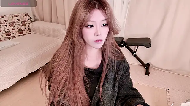 Abiutmm online show from April 2, 2:03 pm