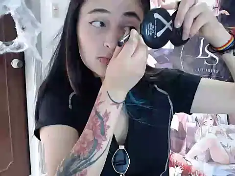 KittenMiss  online show from October 21, 7:51 pm