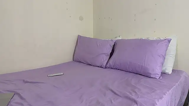 Dulce765b online show from January 9, 11:14 am