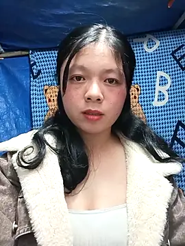 lisa-bae00 online show from November 28, 1:03 pm