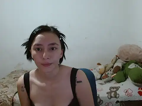 fresita streamer online show from November 15, 11:55 am