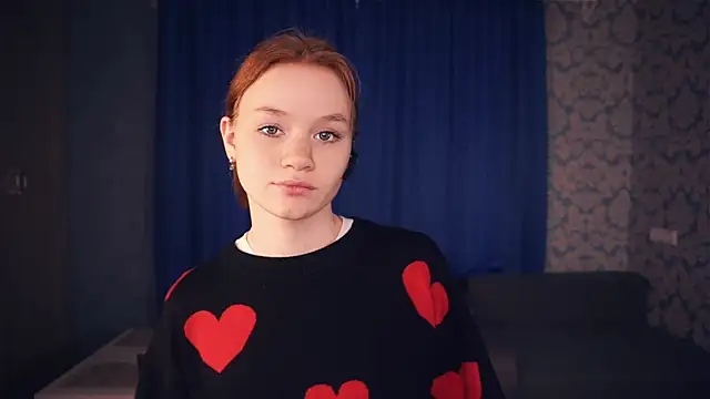 KarlynGow online show from November 11, 6:31 am