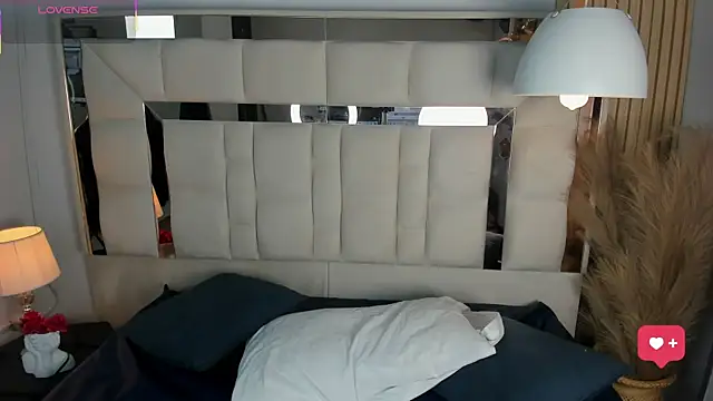 AnguelJones online show from November 28, 4:26 am