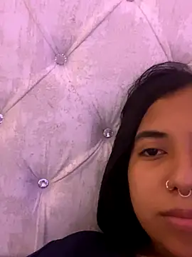 aly nicols online show from November 5, 7:13 am