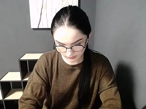 venta fiore online show from November 18, 8:15 am