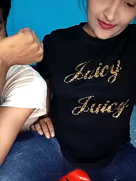 CoupleShow 432 online show from November 16, 5:13 pm