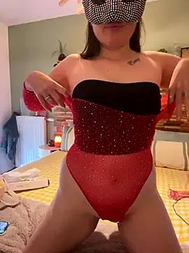  isadora online show from December 22, 9:34 am