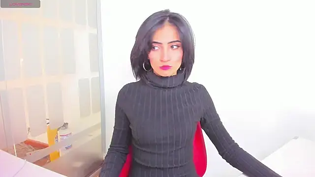 chloehanna online show from January 15, 7:42 pm