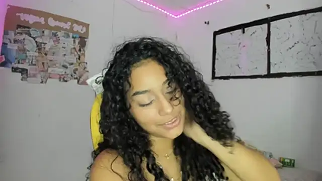 emily stars1 online show from March 22, 8:20 am