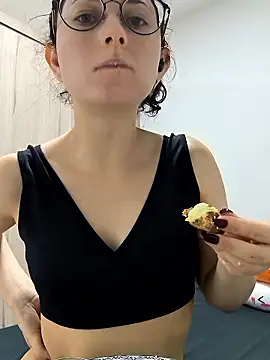 Meiii27 online show from November 9, 1:00 am