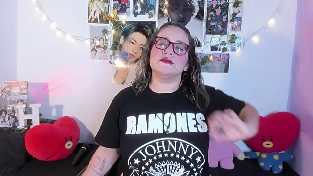 Rose Hellen online show from November 8, 5:45 am