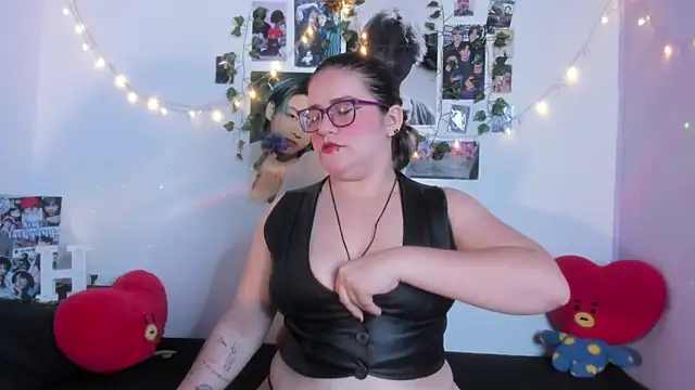 Rose Hellen online show from November 5, 3:34 am