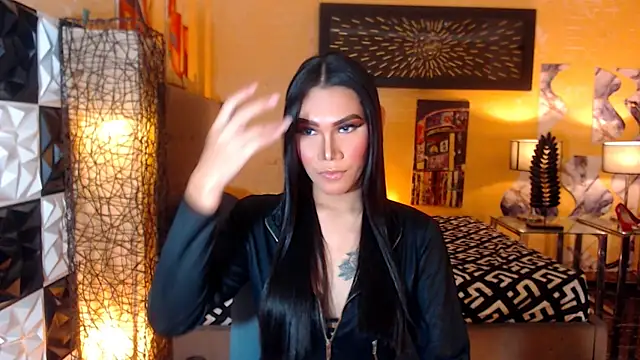 ElegantKellyUncutTS online show from November 23, 8:10 pm