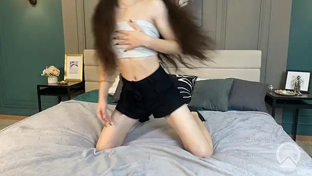 Adele Shy online show from November 11, 1:56 am