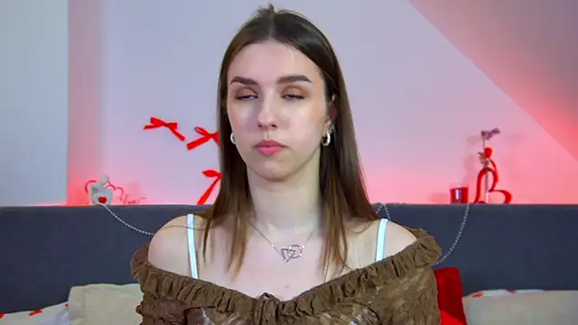 AliceAtkins online show from April 17, 6:26 am