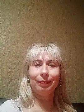 SelinaLovqx online show from October 22, 6:46 pm