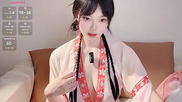 upoo7lt online show from April 10, 7:14 am