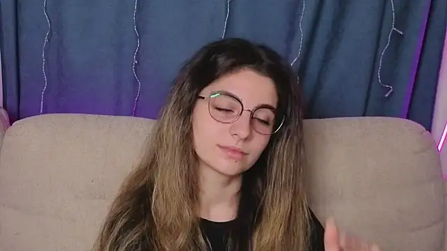 CasandraMickell online show from November 15, 8:21 pm