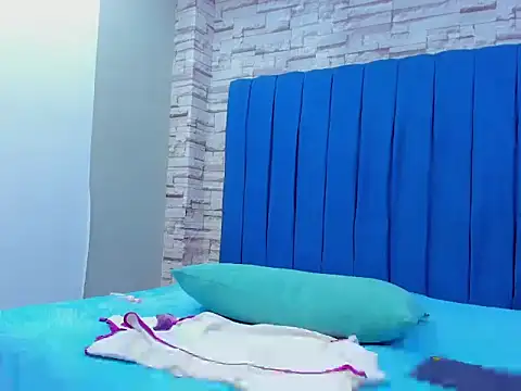 Cloe-Horney online show from November 21, 5:15 pm