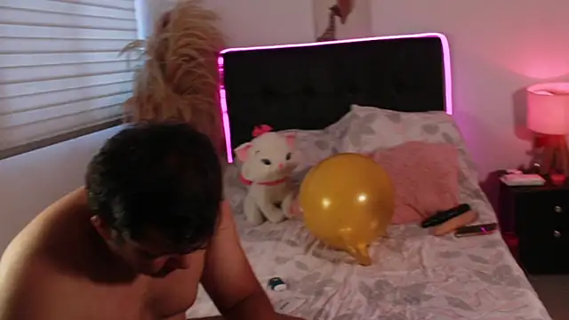 AllysonAndDanny online show from October 30, 12:17 pm