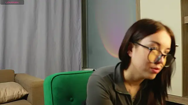 CharleenHosten online show from November 7, 1:38 pm