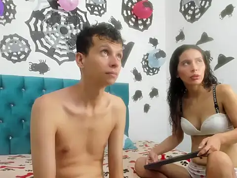 Lily Jacobb online show from October 29, 1:32 am