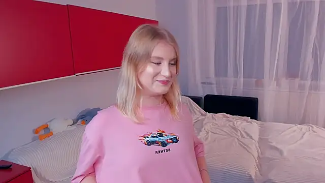 LisaRais online show from November 7, 6:24 pm