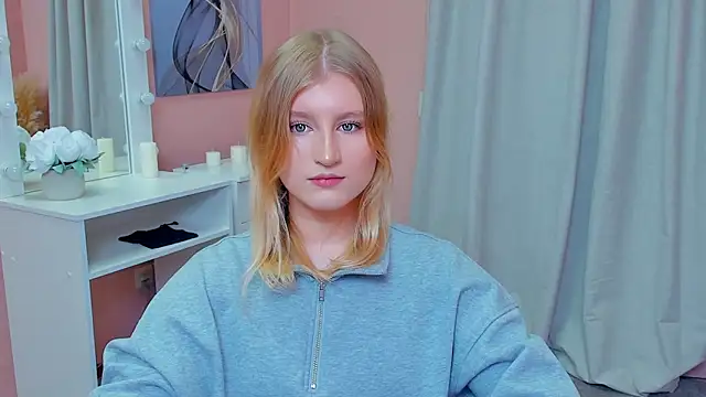 LisaRais online show from October 23, 11:49 am