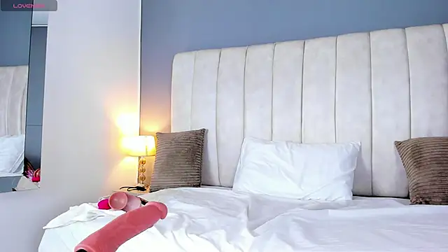 GiiselMejia online show from November 28, 12:41 pm