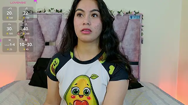 Iris mandarinne online show from October 27, 7:52 pm