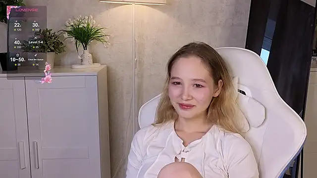 insaneinsomnia online show from October 27, 9:49 am