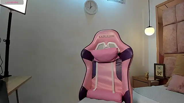 aitana monteroo online show from November 24, 11:56 am