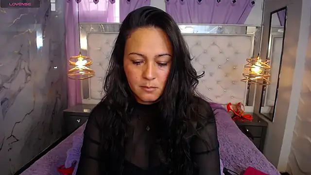 Melissa-roberts online show from November 24, 7:27 pm