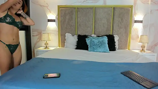 CatalinaSalazar online show from December 2, 12:23 am