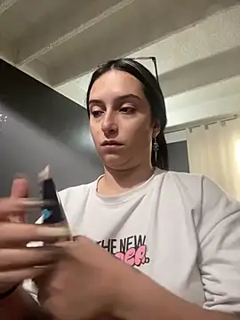 Kloe Novoa online show from December 17, 1:04 pm