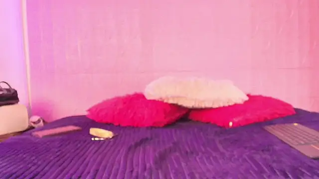 Skinny Nasty Dirty online show from October 24, 2:13 pm