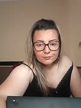 Gabrielaalialiali online show from May 21, 12:47 pm