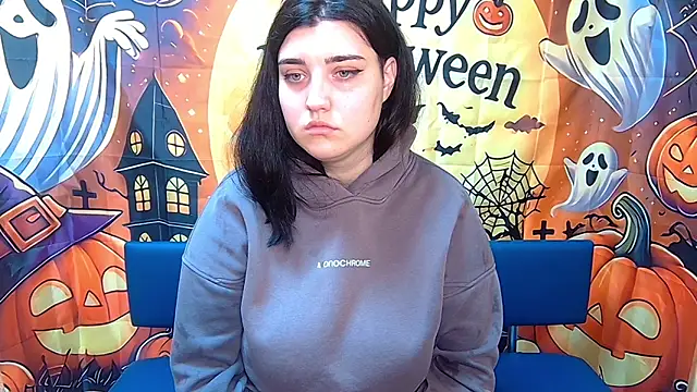 ScarletCargo online show from October 27, 6:42 am