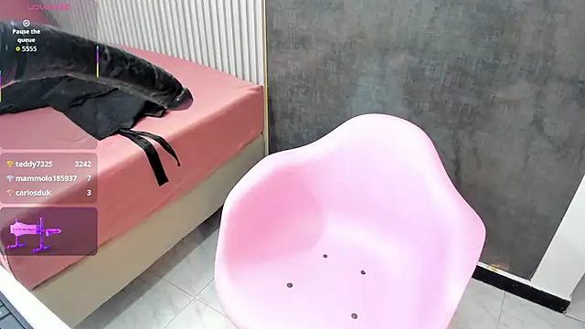 anna eyes  online show from November 19, 12:38 pm