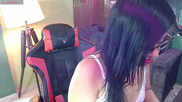 karla al online show from November 23, 3:42 am