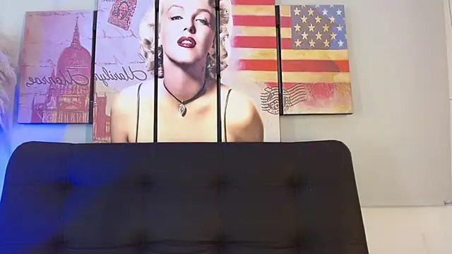 Desire Evelyn online show from January 5, 5:27 pm